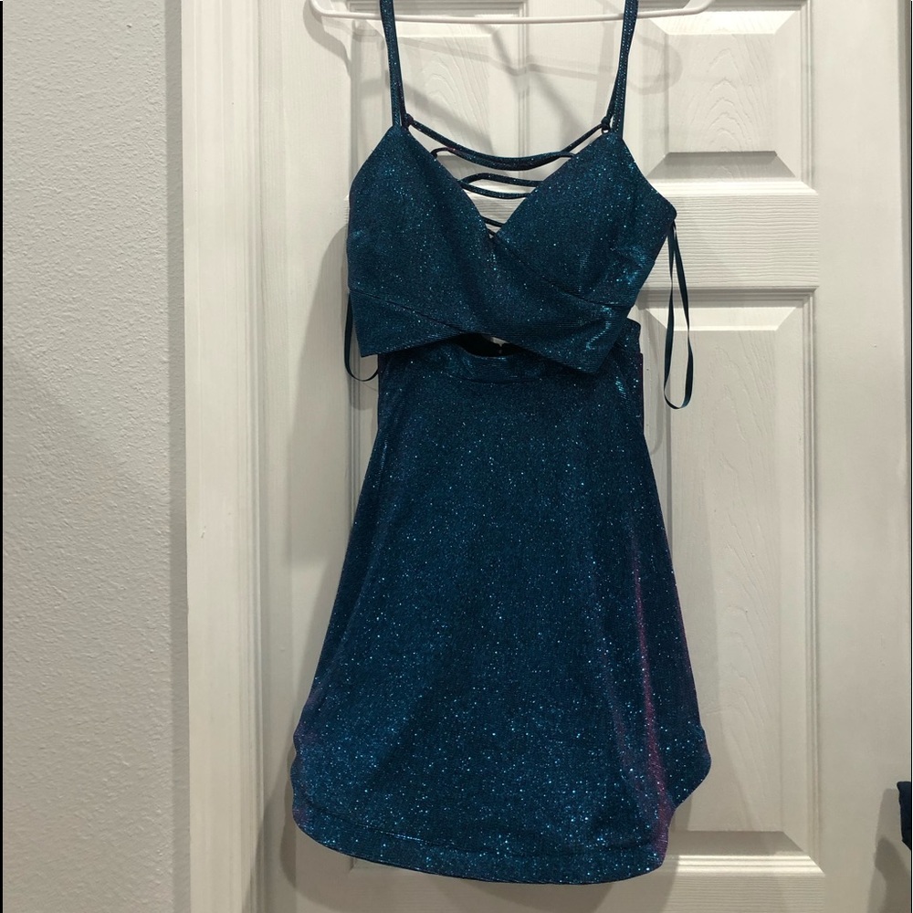 Prom  dress  sleeveless 2 piece metallic shimmer